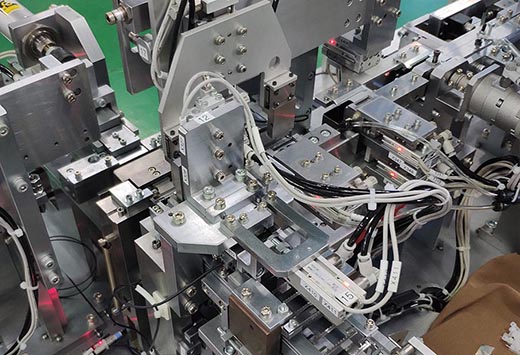 海棠全自动化组装机设备生产的时候有什么要求？